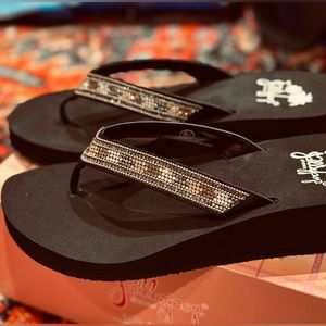 Crystal Jelly Pop flip flops!